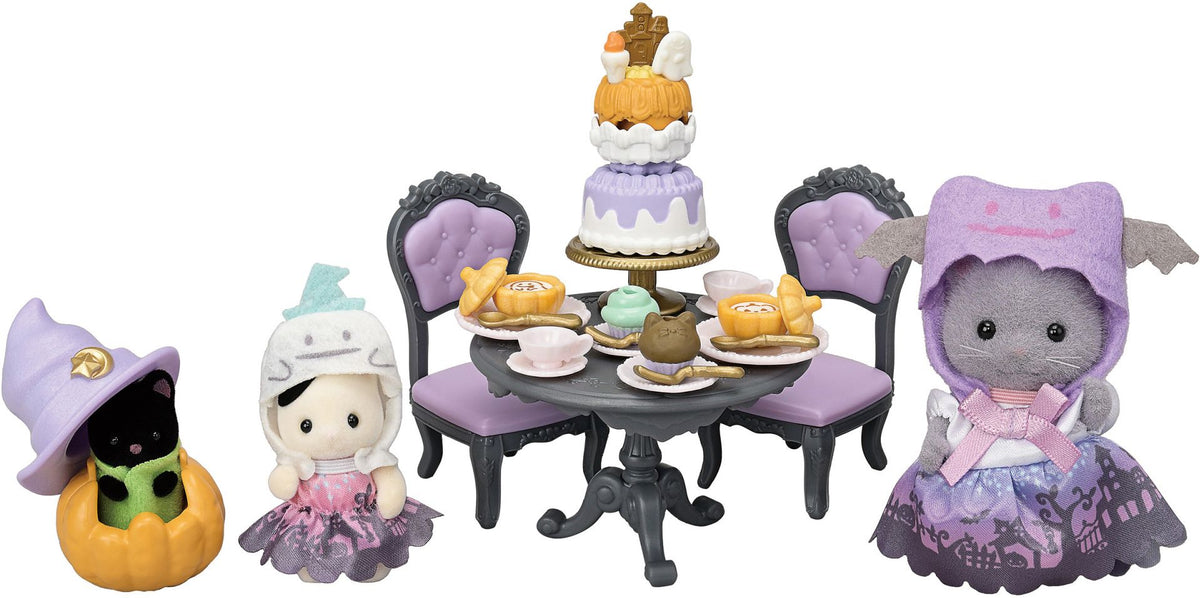 Calico Critters Halloween Surprise Party Set (Retiring Soon)
