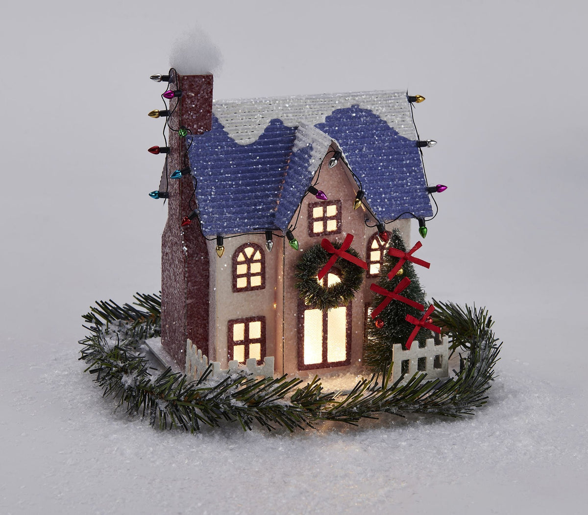 Winter Putz House & Accessory Kit