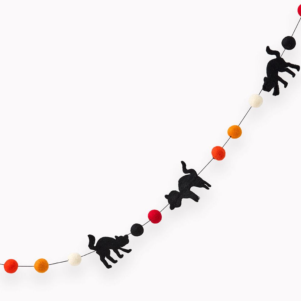 Spooky Cat Felt Garland