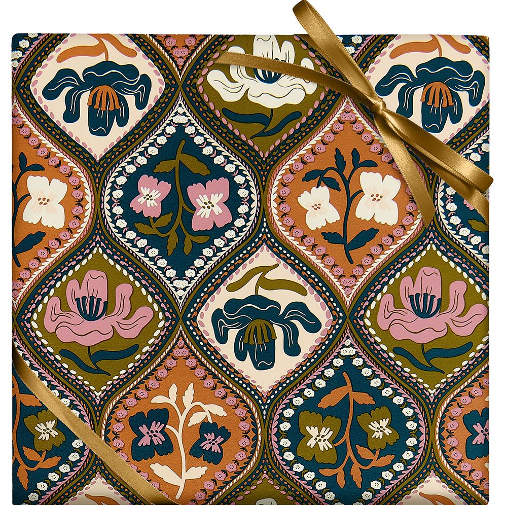 Diamond Floral Continuous Roll Wrap