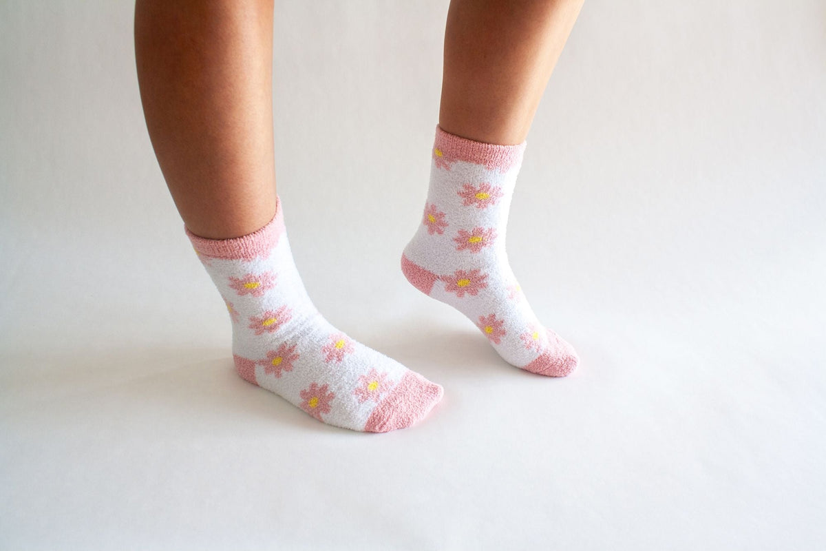 Daisy Fuzzy Crew Socks