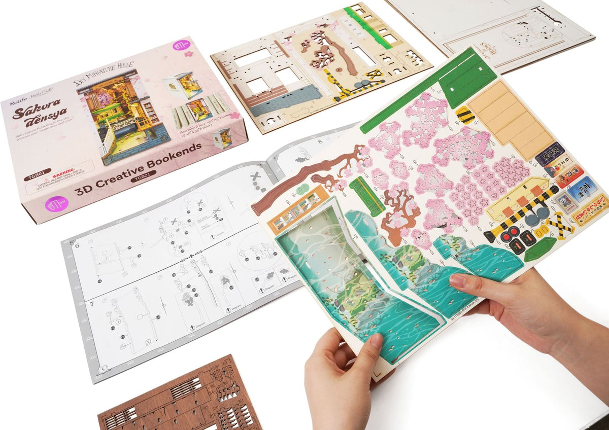 DIY Miniature Bookend: Sakura Tram