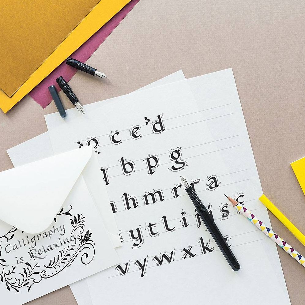 Manuscript Modern Beginner's Calligraphy Set