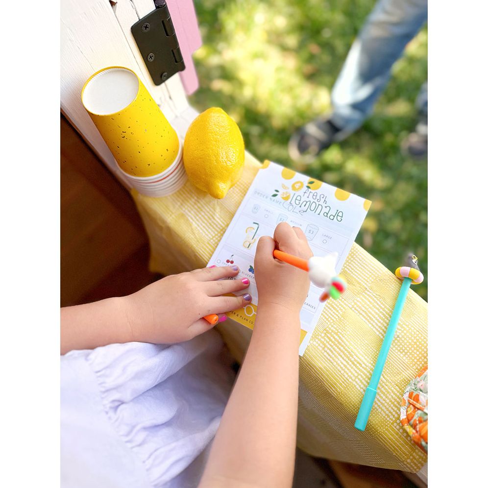 Lemonade Stand Notepad