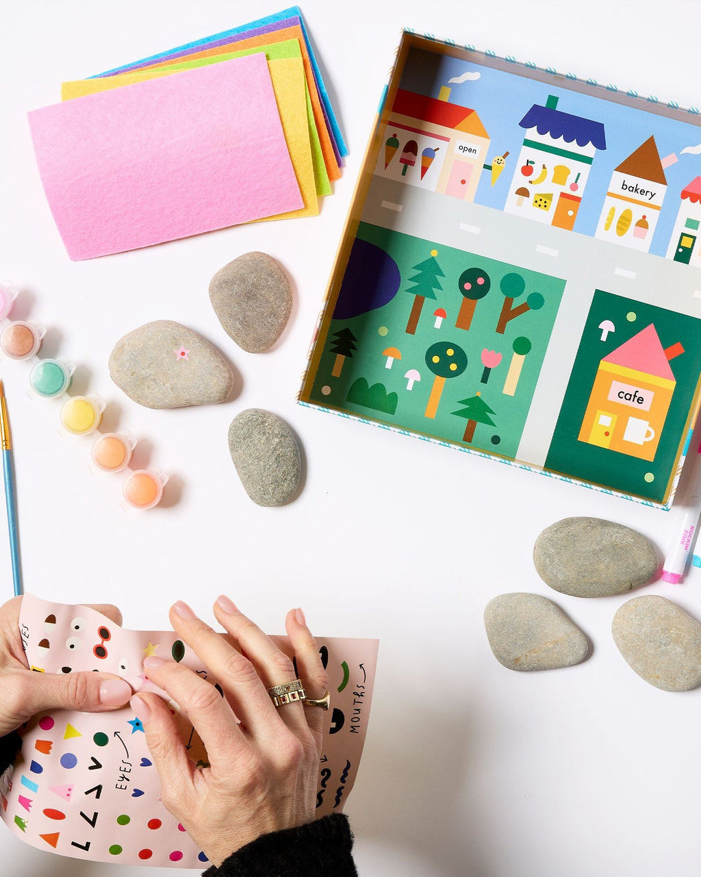Kid's Rock Painting Kit: Cool Faces