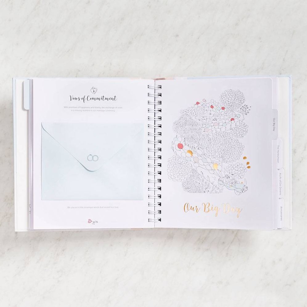 Le Petit Wedding Book: (Wedding Scrapbook, Wedding Keepsake, Bridal Planner)